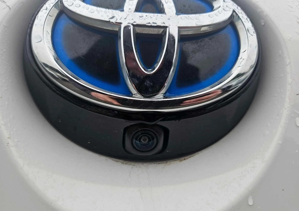 Toyota Corolla cena 35700 przebieg: 30000, rok produkcji 2020 z Wilamowice małe 254